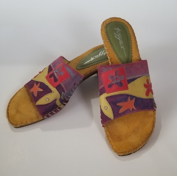ART EFFECTS heels - Picture 1 of 5